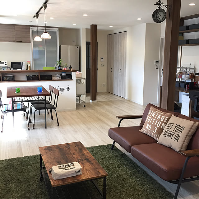 Lounge,インテリアコーディネーター試験,沖縄,新築,カフェ風,ソファ,アメリ,ペンダントライト mikanの部屋