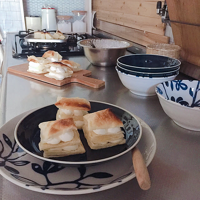 Bedroom,壁廃材リメイク,キッチン雑貨,食器,ニトリ,ニトリ2018食器モニター,ベット周りではありませんが,賃貸DIY,スノコ,調味料棚DIY natuの部屋