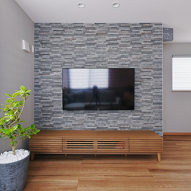 Lounge,グレークロス,グレーの壁紙,グレー好き,グレーの壁,グレーインテリア,グレー　チェリー,ディニタ　ダークグレー,ディニタ,エコカラット　ディニタ,エコカラットプラス,エコカラットの壁,エコカラット,壁掛けTV,壁掛けテレビ,テレビボード収納,テレビボード周り,テレビボード,テレビボート,観葉植物 ikuzakの部屋