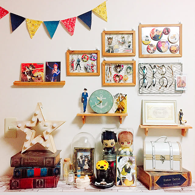 My Shelf,洋書風BOX,洋書型BOX,仮面ライダー,アンティーク風,オタク部屋,おたく部屋,特撮,仮面ライダージオウ,雑貨,showbyrock,SB69,セリア,ぬいぐるみ,IKEA,ガラスドーム,100均,ぬいぐるみ収納,アニメグッズ,名探偵コナン,マーキーライト,ウォールシェルフ kasuminの部屋