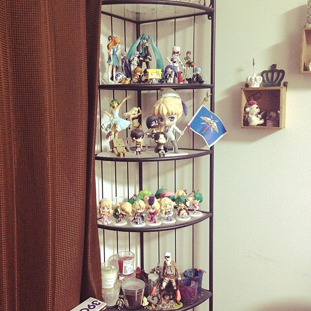 My Shelf,IKEA,ねんどろいど,フィギュア,フィギュア収納,マクロスF,進撃の巨人,コーナーラック Mikiの部屋