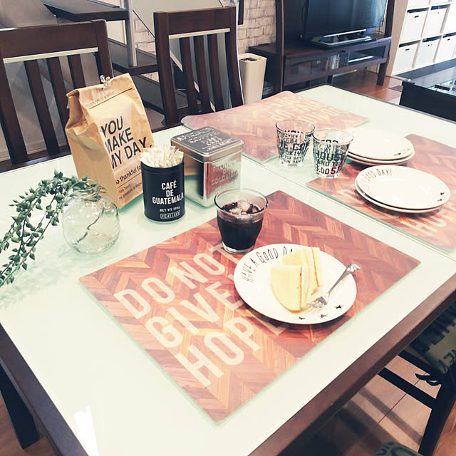 Lounge,テーブルコーデ,ティータイムセット,セリア,コーヒータイム♡,モノトーン好き,男前 SACHIの部屋