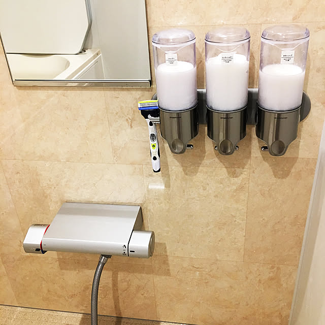 Bathroom,楽ちん,ソープディスペンサー,シンプルヒューマン,お風呂場,水回りはリクシル,LIXIL,掃除のしやすい家,新築一戸建て,リクシルのお風呂,掃除のしやすさ優先,正規品 mokoの部屋