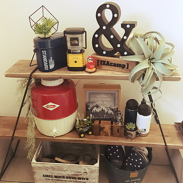My Shelf,飾り棚,アウトドアインテリア,キャンプ,見せる収納,キャンプアイテム,キャンプグッズ,ディスプレイラック,玄関インテリア,玄関 sappippikoの部屋