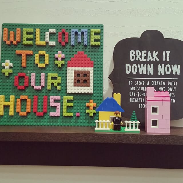 Entrance,こどもと暮らす。,レゴ,ウェルカムボード,無印良品 壁に付けられる家具,RoomClip mag mokemokeの部屋