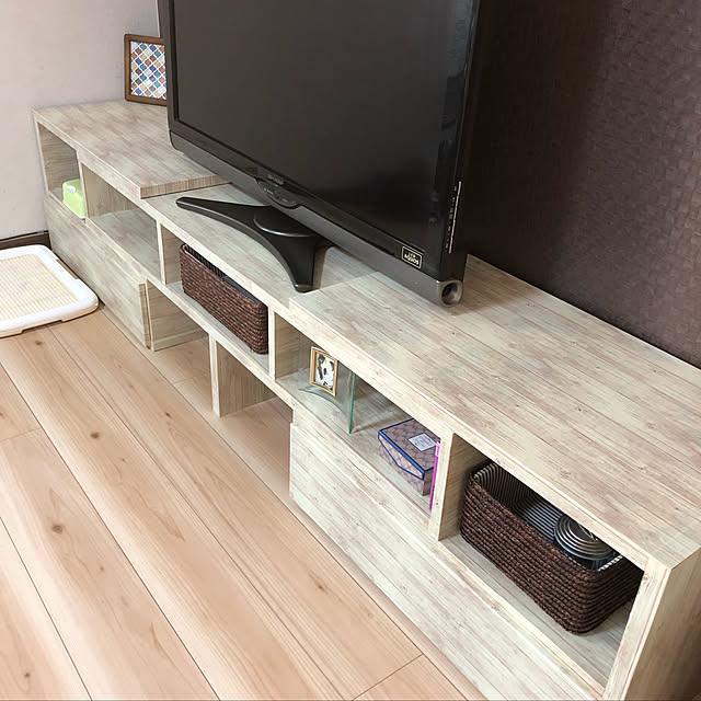 Bedroom,DAISOリメイクシート,テレビ台リメイク,10本 使った！ Shihoの部屋