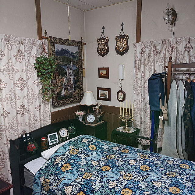 Bedroom,ウィリアム・モリス,コンプトン,肌掛け布団,フランネル,西川 copippiの部屋