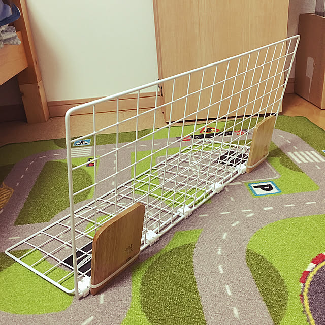 ブックスタンド,ワイヤーネット,ベッドガード,100均,Bedroom,布団ズレ落ち防止 goro_wanの部屋