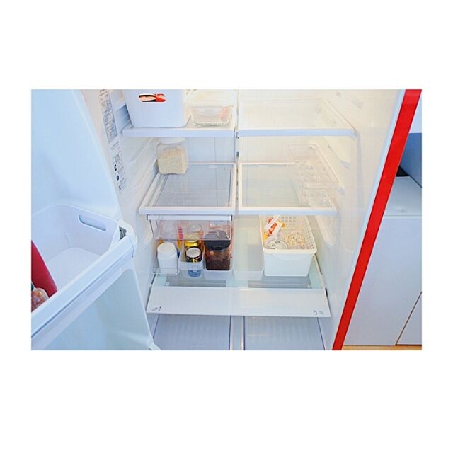 冷蔵庫はいつもきれいに！汚さない工夫とお掃除のコツ | RoomClip mag 