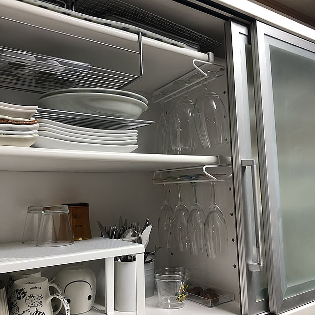 シャンパングラス,食器棚,脚付きグラス,グラス収納,ニトリ,隙間収納,ビアグラス,Kitchen,グラスハンガー CoffeeHouseの部屋