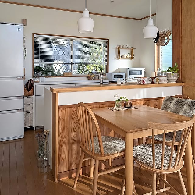 Overview,好きなインテリアブランド,MoMonatural,MARE ROUND CHAIR,artek,A440ペンダント,FDB Møbler,ランプシェード,ペンダントライト,ダイニングテーブル＆チェア,ニチベイ,ブラインド,キッチンカウンター,ナチュラルインテリア,秋,冬支度,お気に入りスペース,見ていただき感謝です♡ mak.の部屋