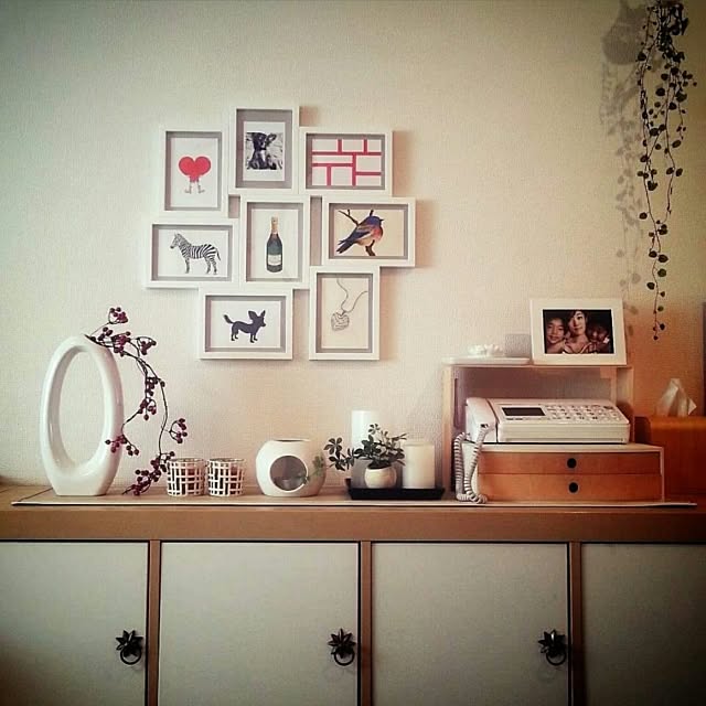 My Shelf,フェイクグリーン,IKEA,インテリア,リビングインテリア,リビングチェスト,フォトフレーム,IKEAフォトフレーム,手描きイラスト mikimikiの部屋