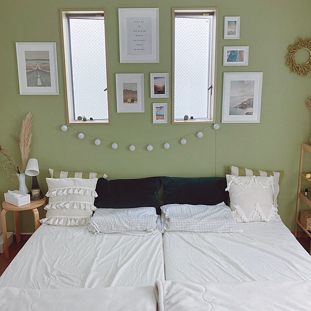 Bedroom,3COINS,IKEA,ベッド,アクセントクロス,カリモク,北欧インテリア,マットレス,狭小住宅,セルフリノベーション,海外インテリアに憧れる,プチプラインテリア,建売住宅,２人暮らし,子どもと暮らす,モニター当選,男の子と暮らす。,韓国インテリア,寝心地,DIYのおうち,カリモクマットレス,モフモ aomaの部屋
