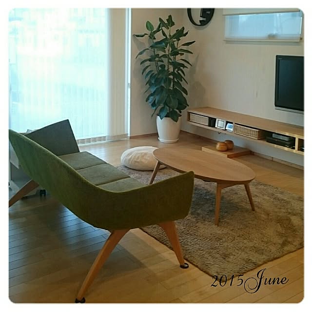 Lounge,こたつ,ナチュラルモダン,シンプルモダン,パイン材の床,北欧,ボビーワゴン,ソファー　,SOGOのソファー,壁掛けテレビ ms.の部屋