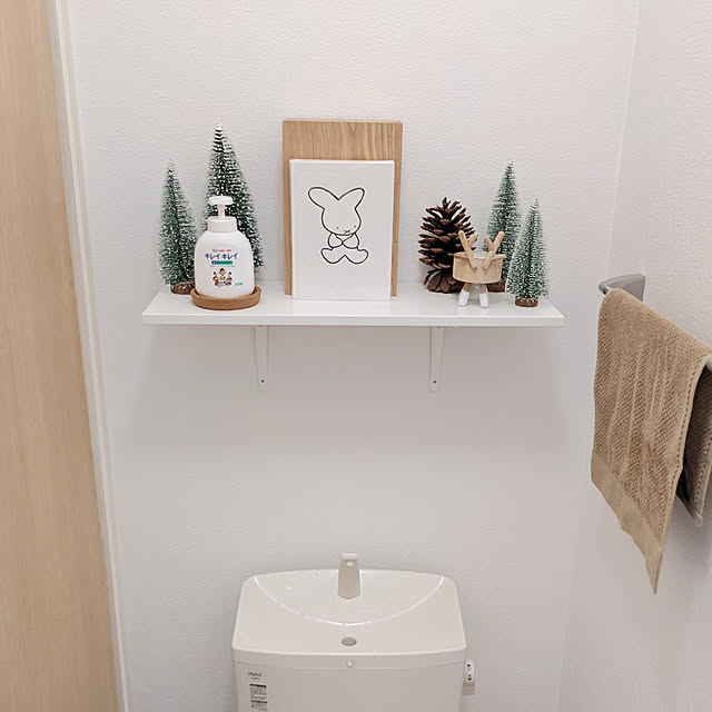 Bathroom,トイレ,北欧,雑貨,賃貸,狭いスペースを生かしたい,海外インテリア,木,デコレーション,ナチュラル,海外インテリアに憧れる,一人暮らし,IKEA,DIY,無印良品,ウォールシェルフ millieの部屋