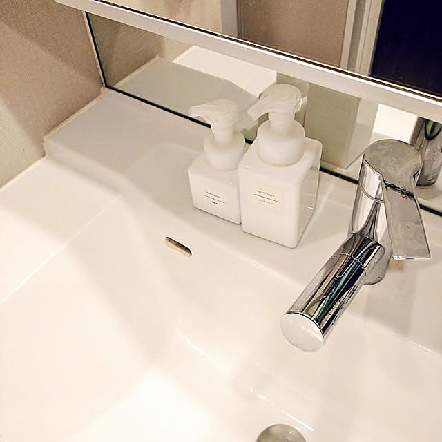 Bathroom,ソープディスペンサー,洗面所,洗面台,無印良品 Forest_Umbrellaの部屋
