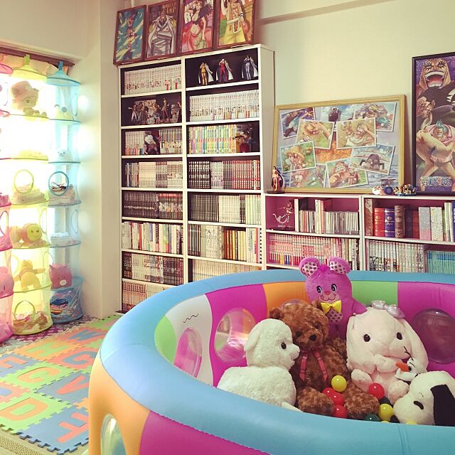 My Shelf,ぬいぐるみ,ワンピース,本棚,カラフル,漫画 PIKUMINの部屋