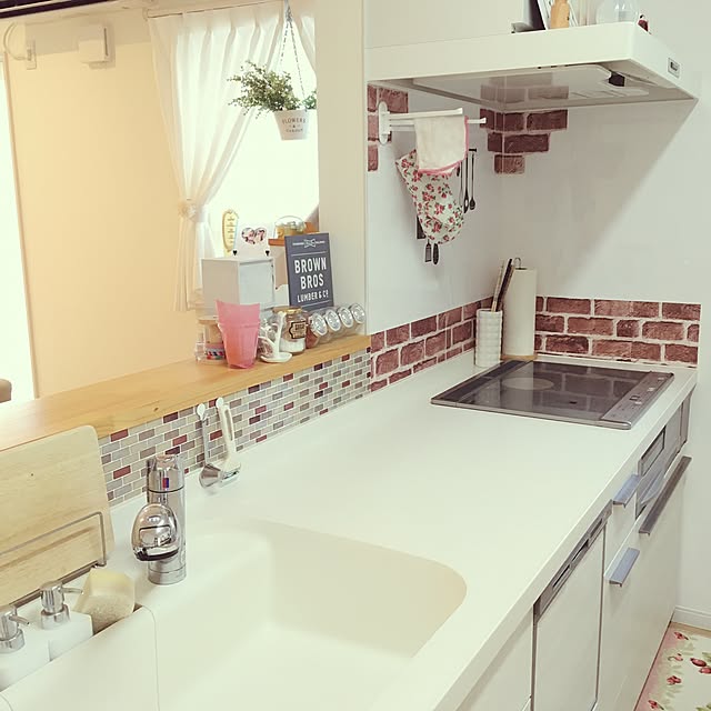 Kitchen,まな板は木製♡,生活感をなくす努力,ナチュラル,DIY,100均,リメイクシート,ステッカー,ダイソー,キャンドゥステッカー erionの部屋