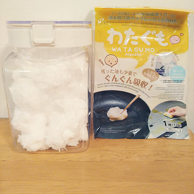 Overview,スッキリ暮らす,100円グッズ,便利な生活を,快適な暮らし,いつもスッキリしたい,RoomClip楽しい♬︎♡,油吸収,わたぐもで油吸収,いつもいいね！ありがとうございます♪,グングン油を吸うグッズ,DAISO♪,100均収納 aho51の部屋