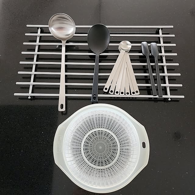 Kitchen,キッチン道具,計量スプーン,お玉,シリコンキッチン用品,シリコンスプーン,無印良品キッチンツール,長く使える,ザル,キッチン雑貨,キッチンツール,愛用品 75の部屋