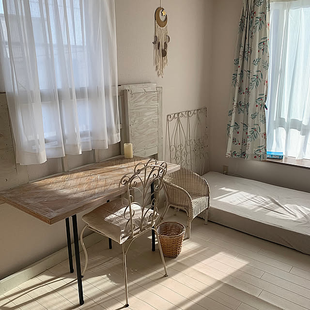 クッションフロア,一人暮らし,引越し,こどもと暮らした日々,いつもいいねやコメありがとうございます♡,暮らしを楽しむ,シンプルに暮らしたい,おひとりさま時間,シンプルな暮らし,おうち時間,リラックス空間,無駄のない暮らし,心を整える空間,シンプルライフ,ラタンチェア,Bedroom Rabbitの部屋