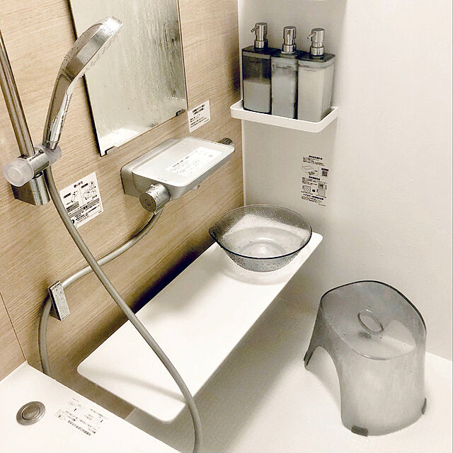 バスチェア&洗面器,シャンプーボトル,ニトリ,Bathroom Yuuuuuの部屋