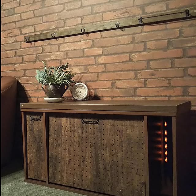 ﾘﾒｲｸｼｰﾄ,カラーボックス扉DIY,電源タップ隠し,カラーボックス　リメイク,カラーボックス収納,カラーボックス DIY,カラーボックス,My Shelf,取っ手リメイク watashinariの部屋