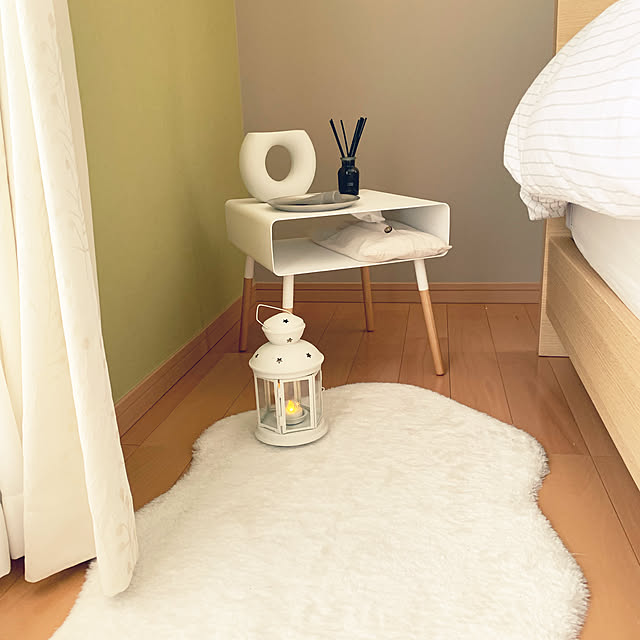 IKEA,ZARA HOMEディフューザー,ディフューザー,夏のスペシャルクーポン,RoomClipショッピング,ライト,黄緑の壁,壁紙,グリーン,寝室の壁紙,LED照明,寝室,当選,黄緑の壁紙,LEDライト,アクセントクロス,スタンドライト,ルームクリップ様ありがとうございます,グリーンの壁紙,部屋,モニター当選ありがとうございます,サイドテーブル,クロス張り替え,ニトリベッドフレーム,ZARA HOME 掛け布団カバー,ZARAHOME,ZARA HOME,Bedroom moooの部屋