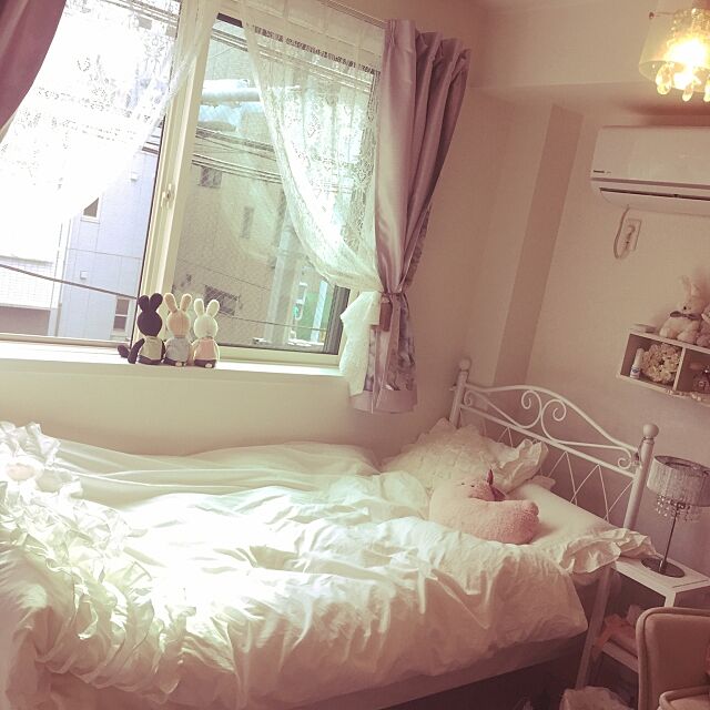 Bedroom,ホワイト,お姫様ベッド,一人暮らし,かわいい,アンティーク,キラキラ,ピンク ayaの部屋