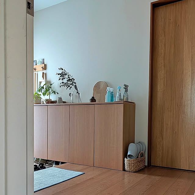 Entrance,かご・バスケット,無印良品,ニトリ,スリッパ,スリッパ収納,スリッパ入れ,玄関マット,ホルムガード,フラワーベース,花瓶,ナチュラル雑貨 yukoの部屋
