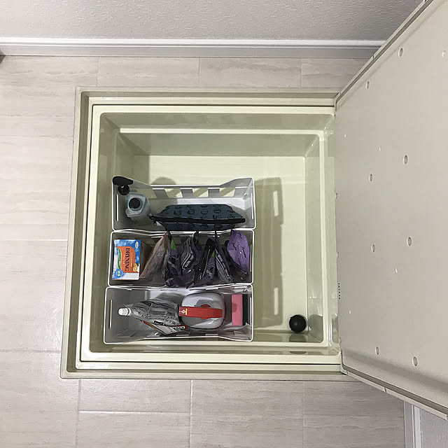 ストック収納,セリア,床下収納,もたない暮らし,ミニマルライフ,100均,シンプル,ミニマル,収納,Bathroom rererereinaの部屋