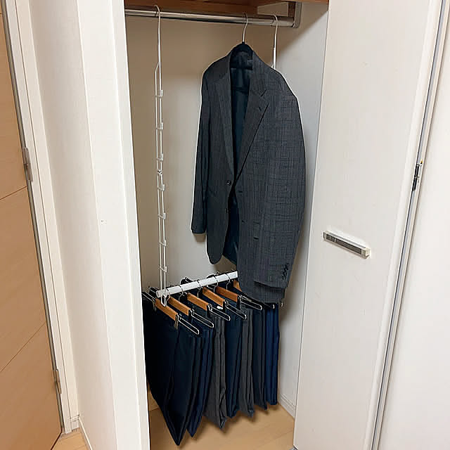伸縮するクローゼット吊り下げハンガー,ニトリ,クローゼット整理,吊り下げ収納,いつもいいねやコメありがとうございます♡,よろしくお願いします(´ ˘ `๑)♡,バタバタして回れずすみません,癒し,心地よい暮らし,快適な暮らし,コメントお気遣いなく(⁎ᴗ͈ˬᴗ͈⁎),(*˘︶˘*).｡.:*♡ n.kiki.aの部屋