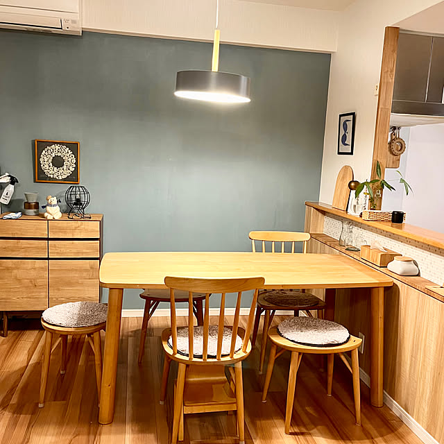 Lounge,木製,ペンダントライト,照明,LED電球,省エネ,フィリップスLED,フィリップス電球 amの部屋