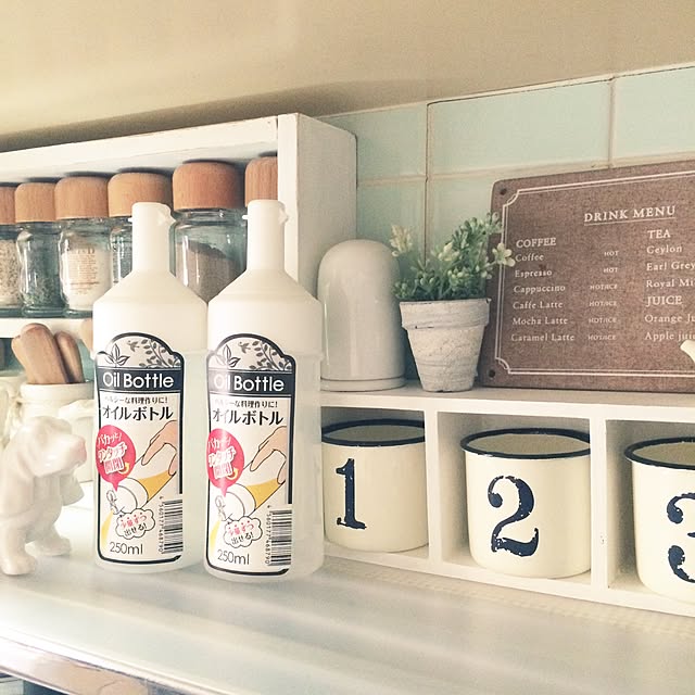 Kitchen,オイルポット白,新商品？,セリア,インスタ→aya414luckyday,IGと同じpic！,white Love♥ aya414の部屋