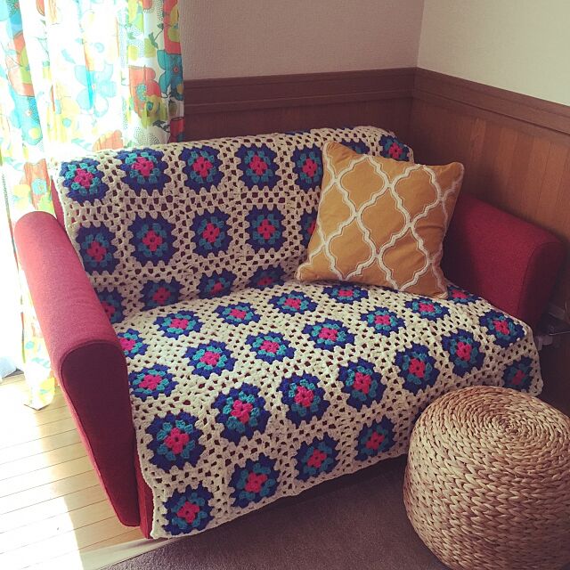 Lounge,モチーフ編みでソファが見えない,フランフランのソファ,モチーフ編み,ソファ,中古住宅 miki_kの部屋