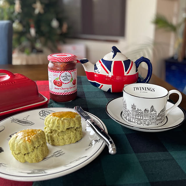 Lounge,クリームティー,メイソンズ,クリスマス,ユニオンジャック,ティーポット,バターケース,おやつ時間,トワイニングC＆S,ラギヨール,クリストフル,タータンチェック,ヴィンテージ食器のある暮らし,バターナイフ dilly-dallyの部屋