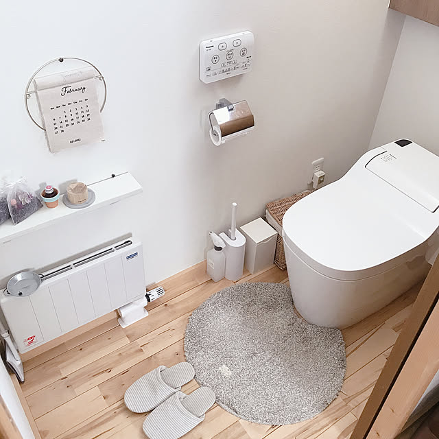 トイレのインテリア,ペイントしました♡,NO RC NO LIFE☻*,アサヒペン水性ペイント,見て頂きありがとうございます⑅︎◡̈︎*,アイボリーホワイト,RoomClipの出逢いに感謝♡,Bathroom,Panasonic アラウーノS howdyの部屋