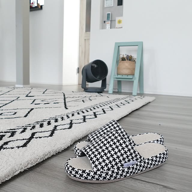 Lounge,スリッパ,しまむら,しまむらで購入,しまむらのラグ,ファブリックアイテム,SEASON REASON,DIY,サーキュレーター,カインズワークショップ,カインズ ya_maの部屋
