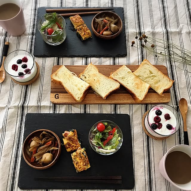 My Desk,モンシェール,食卓,お家ごはん,朝ごぱん,スレートプレート,朝食,ドライフラワー,花七曜 saooo39の部屋