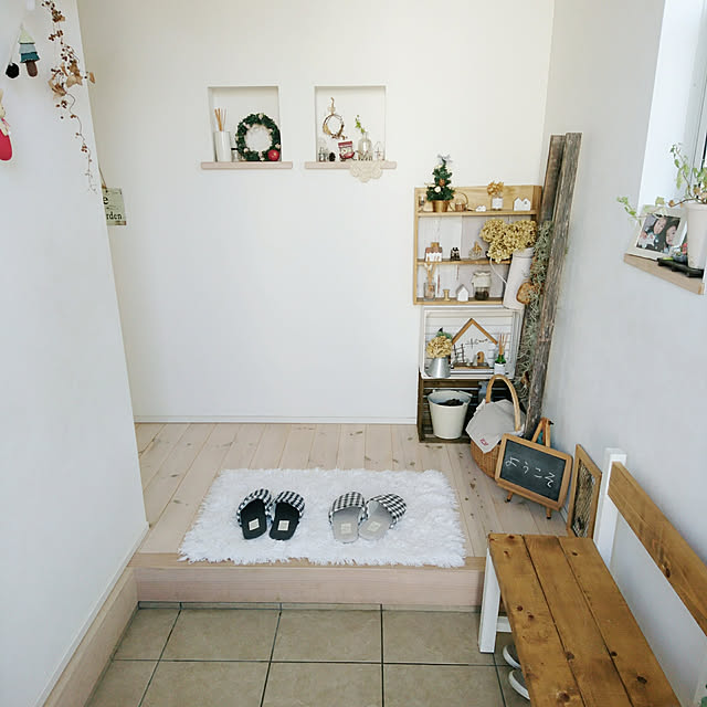 Entrance,ベンチ DIY,DIY,スリッパ,ニッチディスプレイ,Atelier.mちゃんの作品♡ comiriの部屋