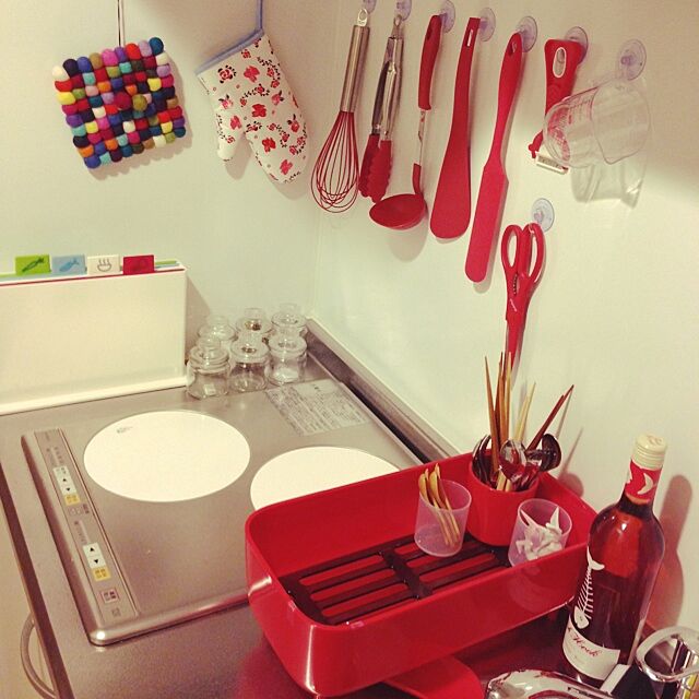 Kitchen,一人暮らし,狭いキッチン,赤いキッチン,見せる収納♡,お気に入りのキッチングッズ cocoroの部屋