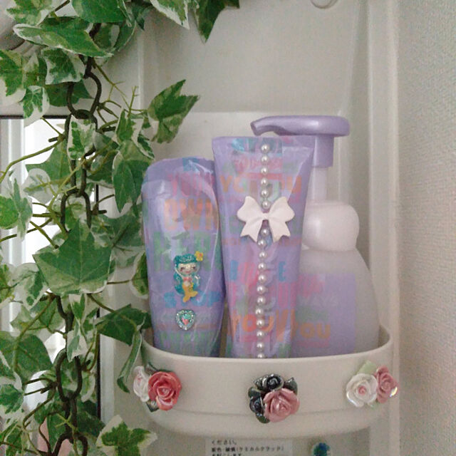 Bathroom,歯磨き粉,デコ好き,マーメイドは手芸用パーツ,薔薇パーツ neoyukikoの部屋
