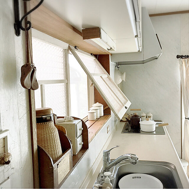 Kitchen,DIY,手作り窓枠,古いもの,いただきもの,キャニスターセット rookuの部屋