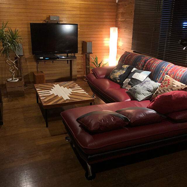 今、デザイン性が注目されているニトリ家具。簡単に真似できるコーディネート色の合わせ方  RoomClip mag  暮らしとインテリア のwebマガジン