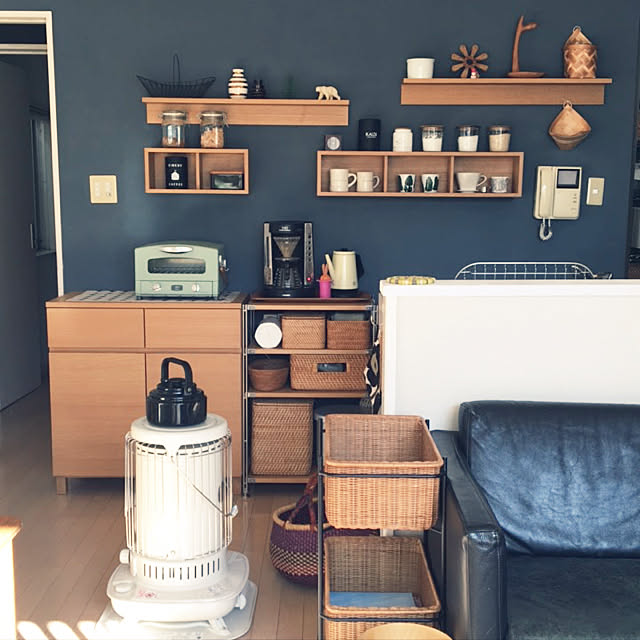 Lounge,コロナストーブ,アラジントースター,北欧インテリア,北欧,アクセントクロス,壁紙屋本舗,無印良品,アクタス,WECK,無印良品 壁に付けられる家具,DEAN&DELUCA,scope version.R,marimekko,ittala,ARABIA,IDEE,KAHLER chicaの部屋