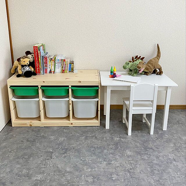 子供机,IKEA,My Shelf,ニトリ Midoriの部屋