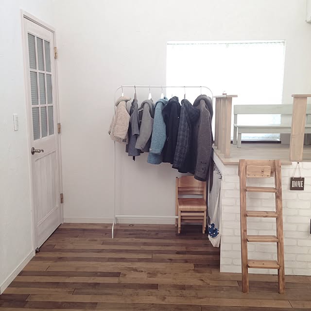Lounge,2015.12.3,背の順(笑),lovelyさんのプレート,キッズコーナー DIY ,リビングドア,IKEA,ハンガー,ハンガーラック puchicchiの部屋
