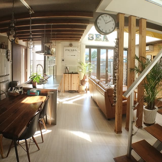 Overview,ACME FURNITURE,ダルトン,サーフボード,梁,カリフォルニアスタイル,beach house,西海岸,DIY,SEA♡,フェニックス,流木,RELAX,カリフォルニア,surf,大人beachStyle♡,多肉,サーフテイスト,オブジェ♡,アイランド型,グローエ,オールステンレス,EIDAI,リメイク,観葉植物,Hidden Beach girls-truckinの部屋