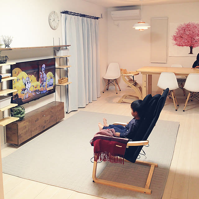 アマゾンプライムビデオ,DIYした棚,夜のリビング,夜のリラックスタイム,Lounge shiho...の部屋
