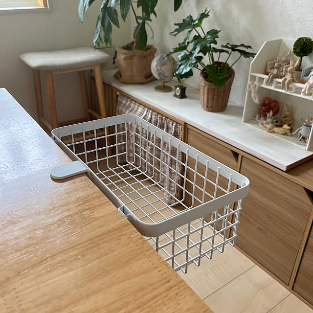 ウェットシート,ダイニング,ダイニングテーブル,ちょい足し収納,収納,エスキューブキッチンズ,暮らしのハンドブック2023,リメイクシート,フェリシモ,カトラリー収納,子どもと暮らす,ナチュラルインテリア,プチDIY,子どものいる暮らし,建売住宅,ナチュラルカラー,My Desk iro.の部屋